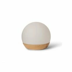 Waldi Leuchten Shop 36 Aktion ✨ Spring Copenhagen Snowball LED-Lampe Aufladbar - Ø 11 Cm - Höhe 11 Cm - Weiß + Eiche 🌟