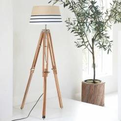 Top 10 💯 Riviera Maison Rivièra Maison Wooden Tripod Lampenfuß - Ø 64 Cm - Höhe 182 Cm - Natürlich 🔔 14 Top 10 💯 Riviera Maison Rivièra Maison Wooden Tripod Lampenfuß - Ø 64 Cm - Höhe 182 Cm - Natürlich 🔔 -Waldi Leuchten Shop unnamed file 2077
